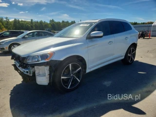 VOLVO XC60 T6 R-DESIGN PLATINUM