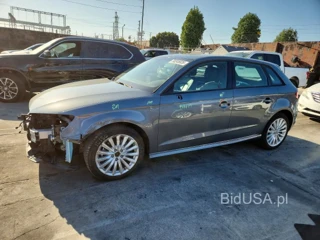 AUDI A3 E-TRON PREMIUM