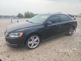 VOLKSWAGEN PASSAT S
