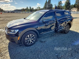 VOLKSWAGEN TIGUAN SE