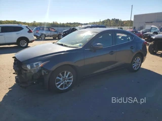 MAZDA 3 GRAND TOURING