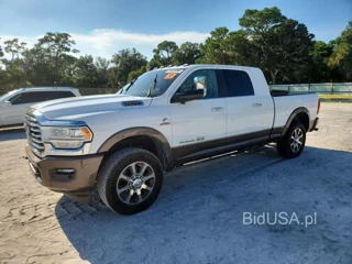 RAM 2500 LONGHORN