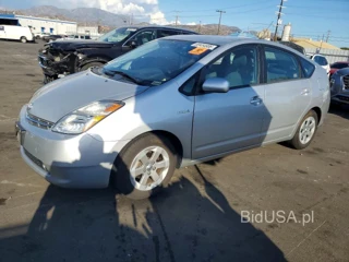 TOYOTA PRIUS BASE