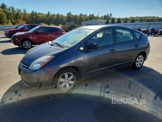 TOYOTA PRIUS BASE