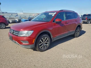 VOLKSWAGEN TIGUAN SE