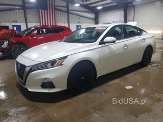NISSAN ALTIMA SV