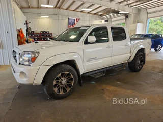 TOYOTA TACOMA V6