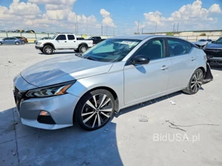 NISSAN ALTIMA SR