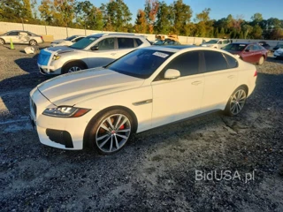 JAGUAR XF S