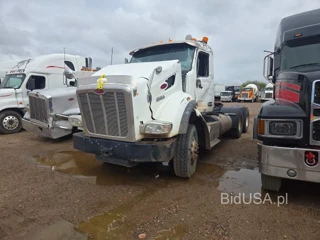 PETERBILT 567