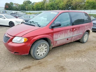 CHRYSLER TOWN & COUNTRY