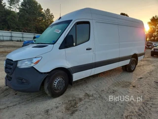 MERCEDES-BENZ SPRINTER 3500