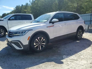 VOLKSWAGEN TIGUAN S