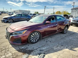 NISSAN ALTIMA SV