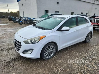 HYUNDAI ELANTRA GT BASE