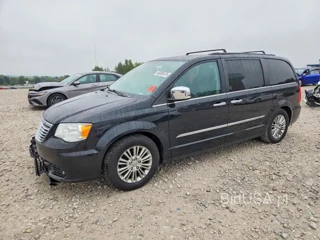 CHRYSLER TOWN & COUNTRY TOURING L