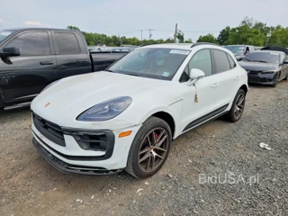 PORSCHE MACAN S