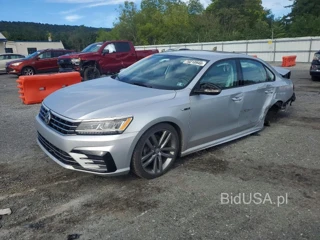 VOLKSWAGEN PASSAT S