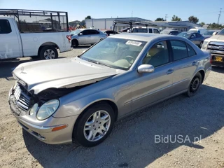 MERCEDES-BENZ E 320
