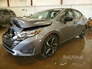 NISSAN VERSA SR