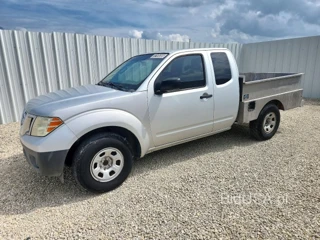 NISSAN FRONTIER S