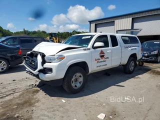 TOYOTA TACOMA SR