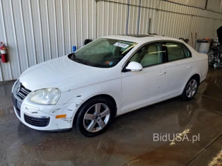 VOLKSWAGEN JETTA SE