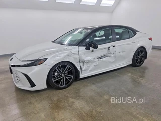 TOYOTA CAMRY XSE