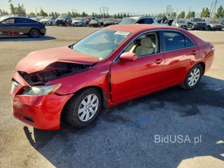 TOYOTA CAMRY HYBRID