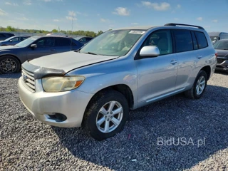 TOYOTA HIGHLANDER BASE