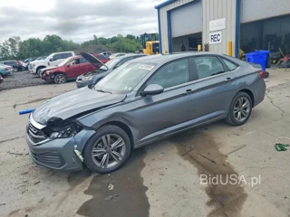 VOLKSWAGEN JETTA SE