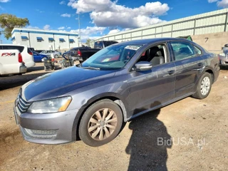 VOLKSWAGEN PASSAT S