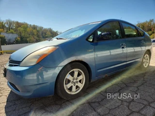 TOYOTA PRIUS BASE