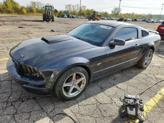 FORD MUSTANG GT