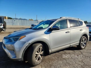 TOYOTA RAV4 XLE
