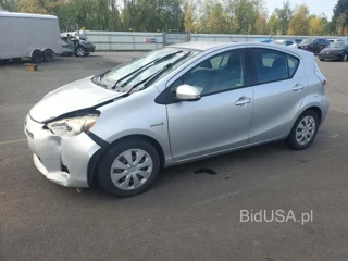 TOYOTA PRIUS C THREE