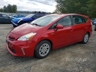 TOYOTA PRIUS V TWO