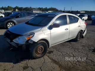 NISSAN VERSA SV
