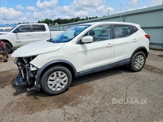 NISSAN ROGUE SPORT S