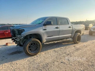 TOYOTA TUNDRA CREWMAX SR5