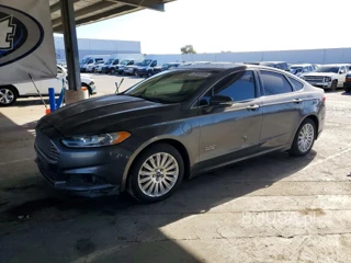 FORD FUSION SE PHEV