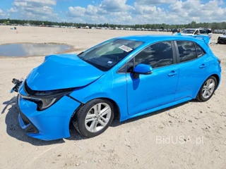 TOYOTA COROLLA HATCHBACK SE