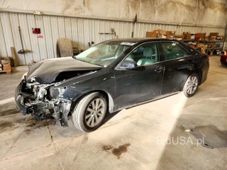 TOYOTA CAMRY XLE