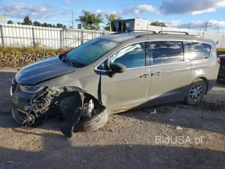 CHRYSLER PACIFICA TOURING