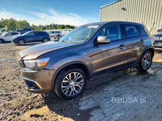MITSUBISHI OUTLANDER SPORT ES