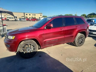 JEEP GRAND CHEROKEE LAREDO