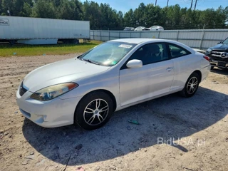 TOYOTA CAMRY SOLARA SE