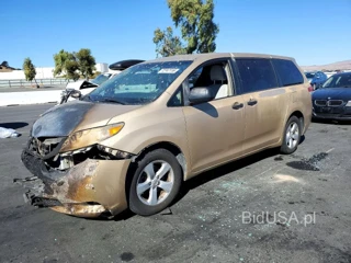 TOYOTA SIENNA BASE 7-PASSENGER