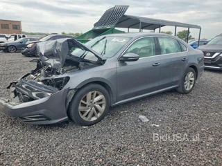 VOLKSWAGEN PASSAT SE