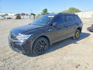 VOLKSWAGEN TIGUAN SE R-LINE BLACK